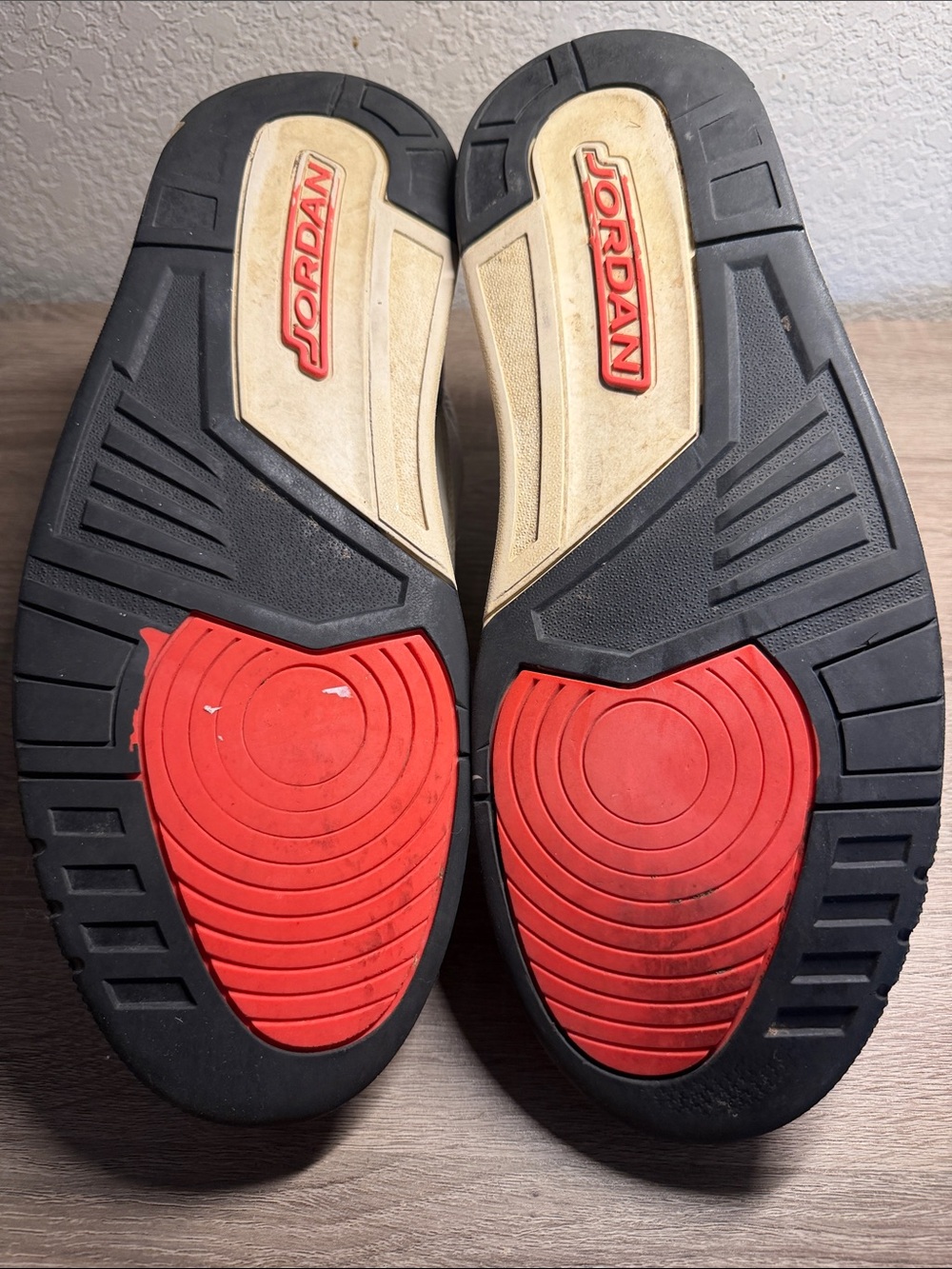 Jordan White and Black Leather Basketball Sneakers with Red Eyelets - Picture 5 of 6
